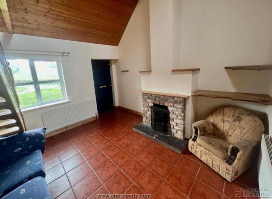 No, 1 Drumgeaglom, Leitrim Village, N41FA43