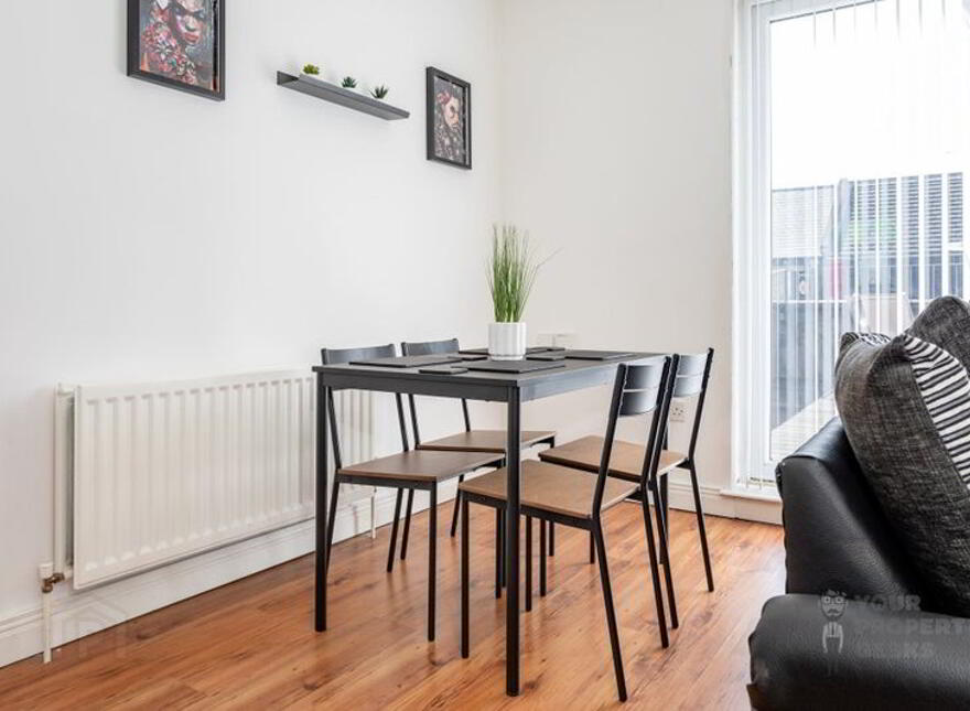 346a Beersbridge Road, Belfast, BT5 5DY
