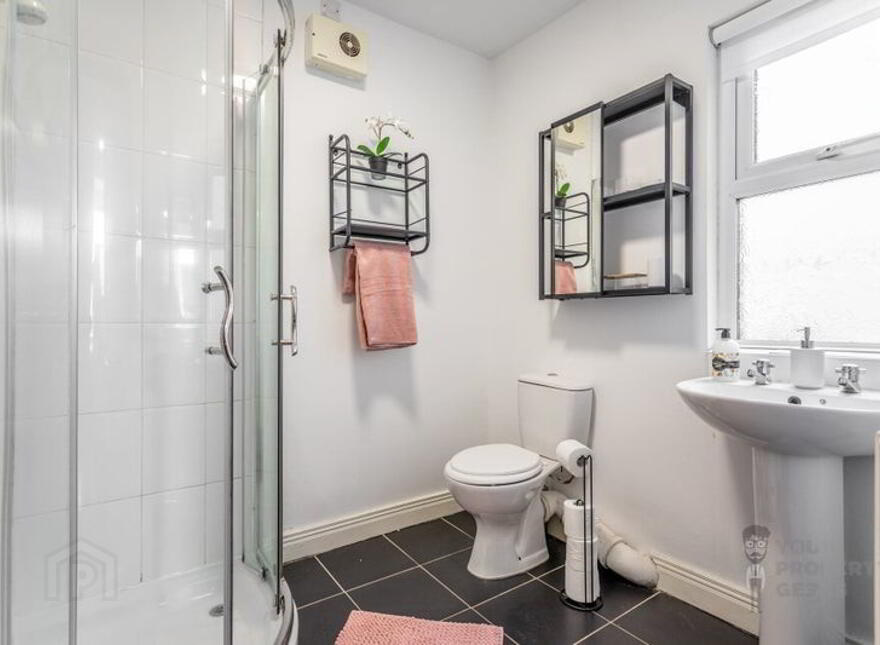 346a Beersbridge Road, Belfast, BT5 5DY