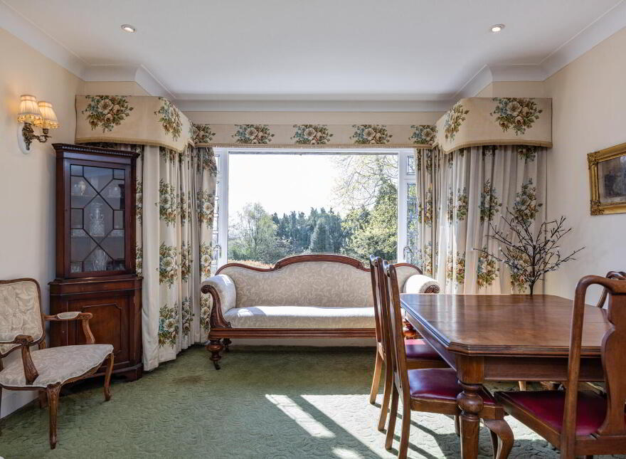 Tudor Lodge, 111 Belfast Road, Bradshaws Brae, Newtownards, BT23 4TS