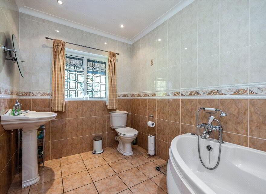 Tudor Lodge, 111 Belfast Road, Bradshaws Brae, Newtownards, BT23 4TS