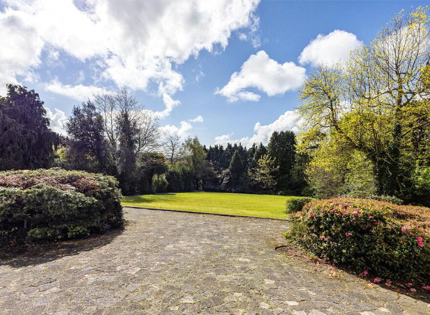 Tudor Lodge, 111 Belfast Road, Bradshaws Brae, Newtownards, BT23 4TS