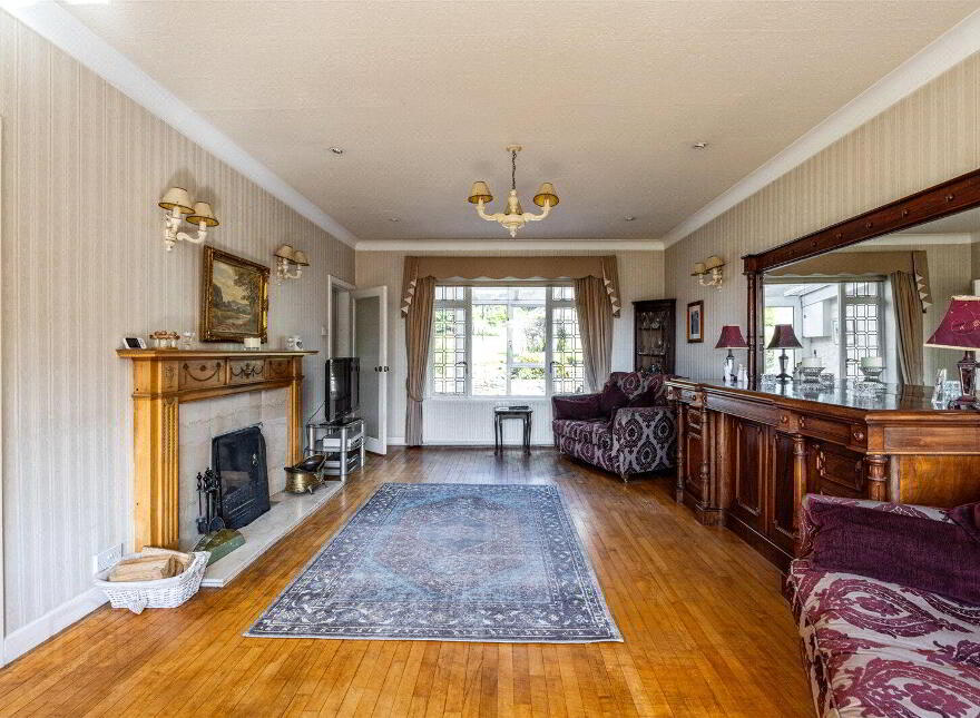 Tudor Lodge, 111 Belfast Road, Bradshaws Brae, Newtownards, BT23 4TS