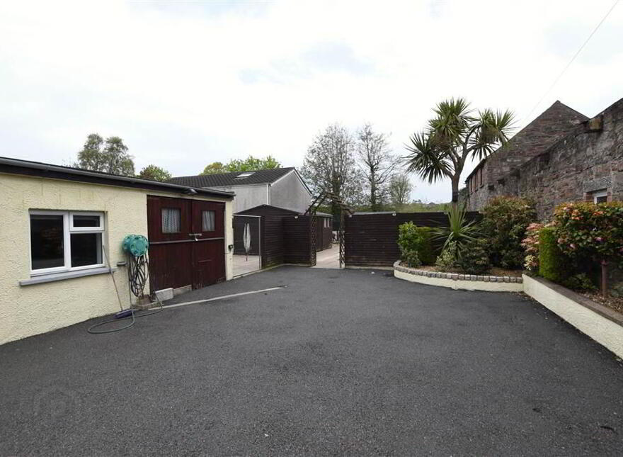 18 Portaferry Road, Newtownards, BT23 8NN