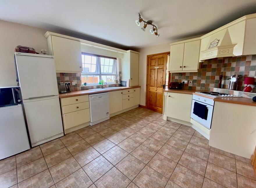 95 Gortamaddy Drive, Ballycastle, BT54 6RP
