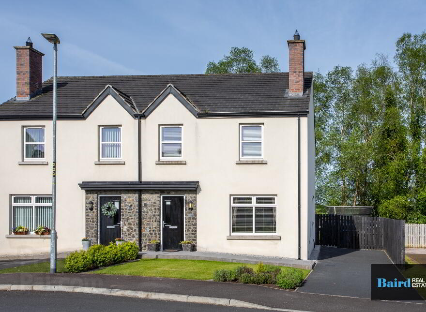 16 Blackwater Manor, Dungannon, BT71 6WY photo