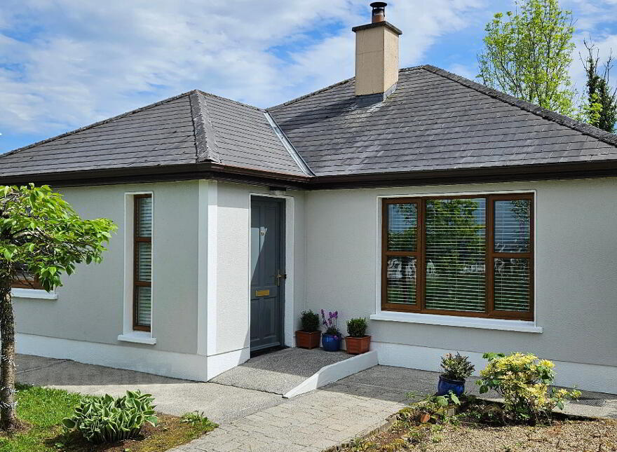 16 Shannon Haven, Dromod, Carrick-On-Shannon, N41F309 photo