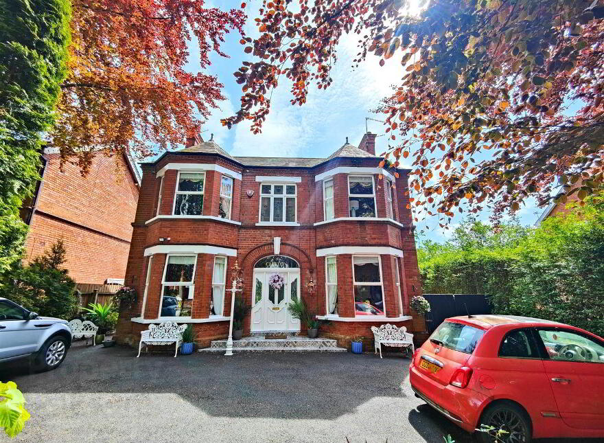 14 Alliance Avenue, Belfast, BT14 7PH photo