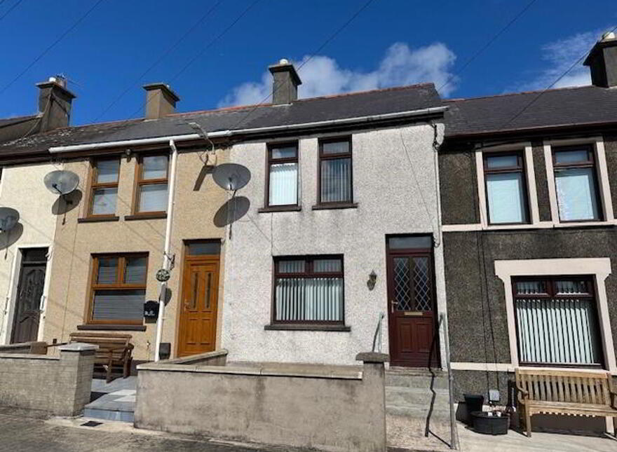 18 Rugby Terrace, Larne, BT40 1SG photo