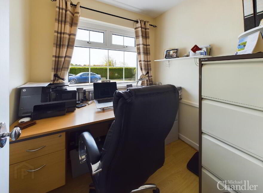 92 Upper Mealough Road, Carryduff, Belfast, BT8 8JA
