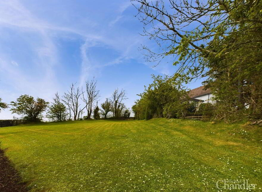 92 Upper Mealough Road, Carryduff, Belfast, BT8 8JA
