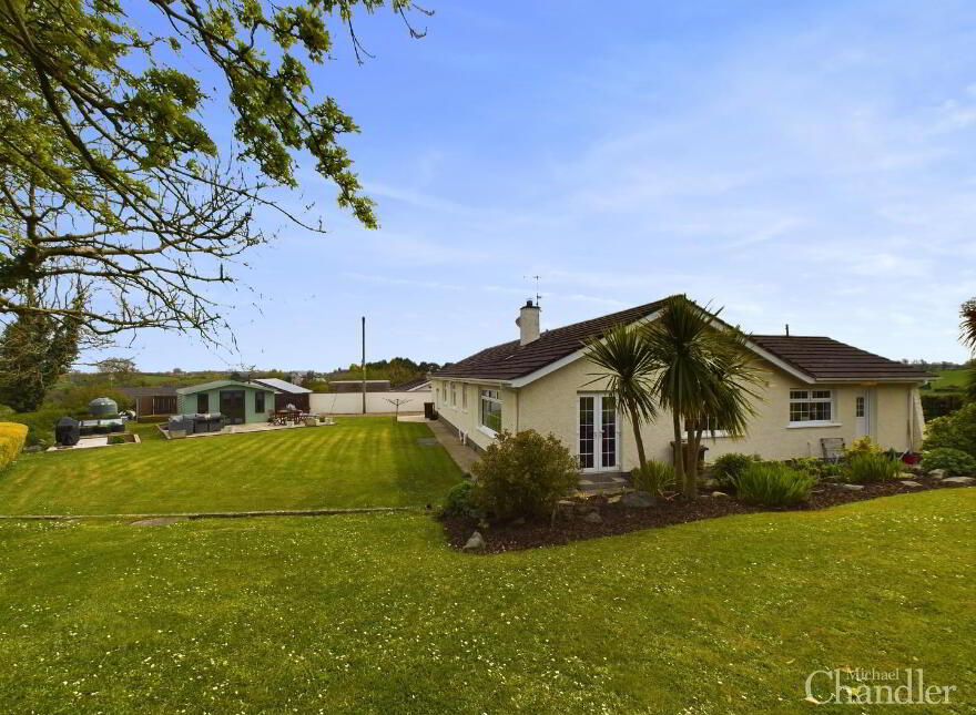 92 Upper Mealough Road, Carryduff, Belfast, BT8 8JA