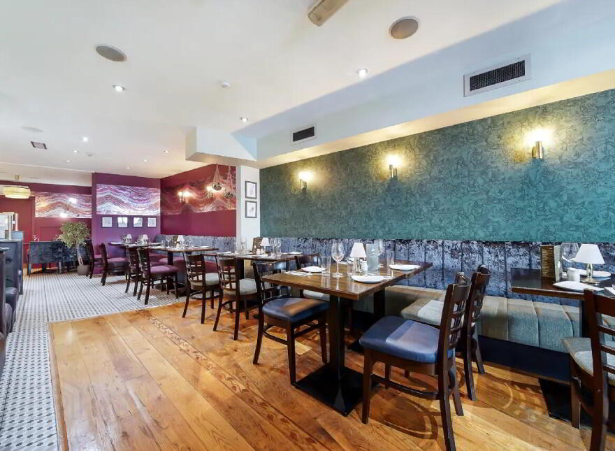 La Bella Donna, Bridge Street, Donegal Town, F94HY29