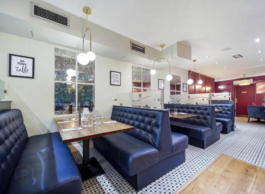 La Bella Donna, Bridge Street, Donegal Town, F94HY29