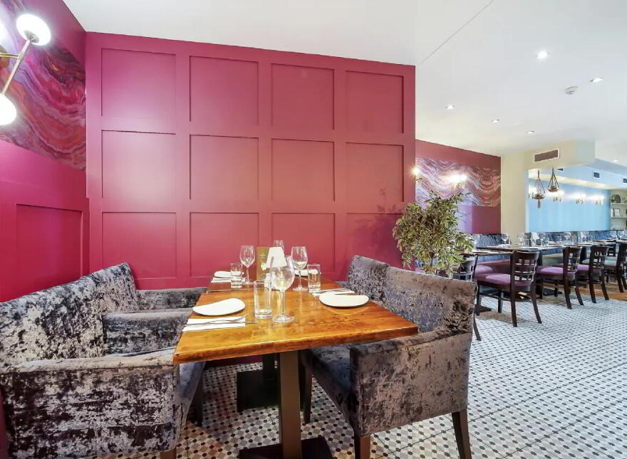 La Bella Donna, Bridge Street, Donegal Town, F94HY29