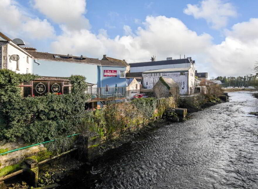 La Bella Donna, Bridge Street, Donegal Town, F94HY29