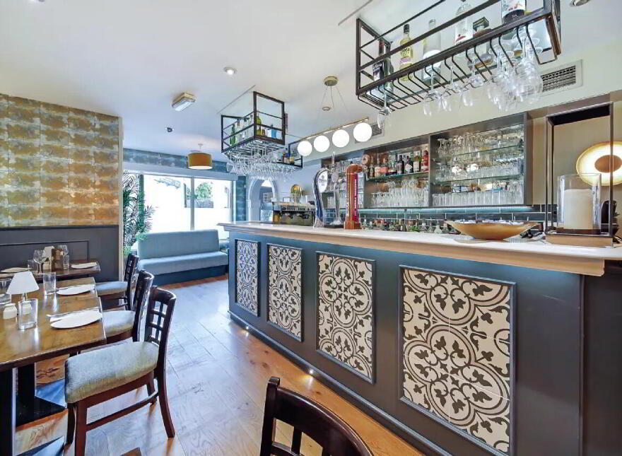 La Bella Donna, Bridge Street, Donegal Town, F94HY29