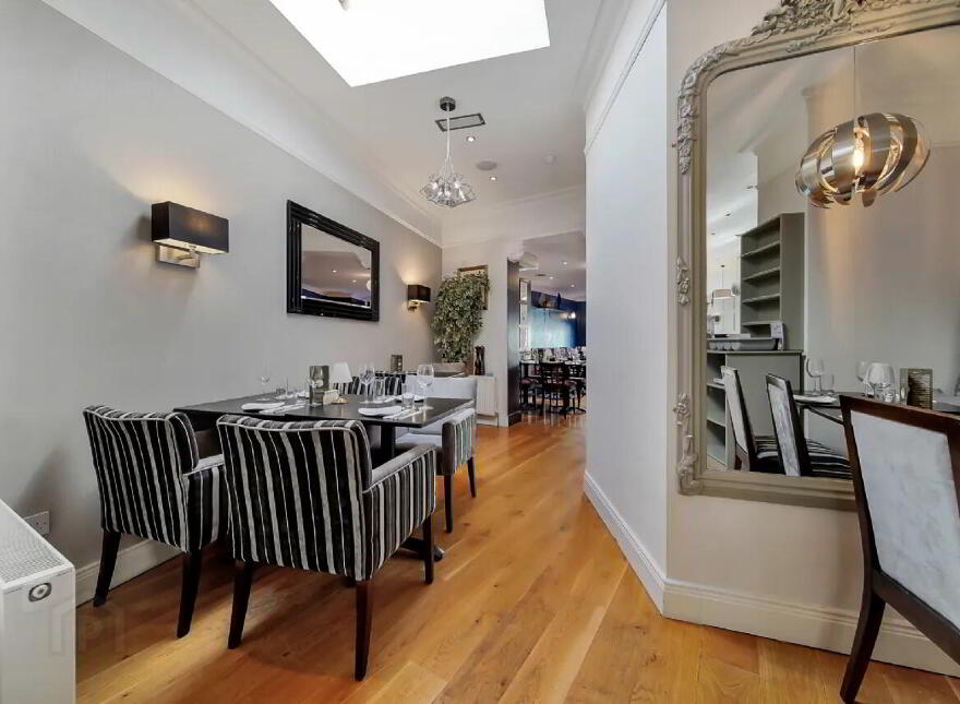 La Bella Donna, Bridge Street, Donegal Town, F94HY29