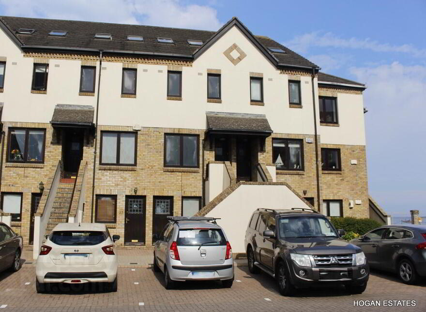 32 Marina Village, Malahide, K36VP29 photo