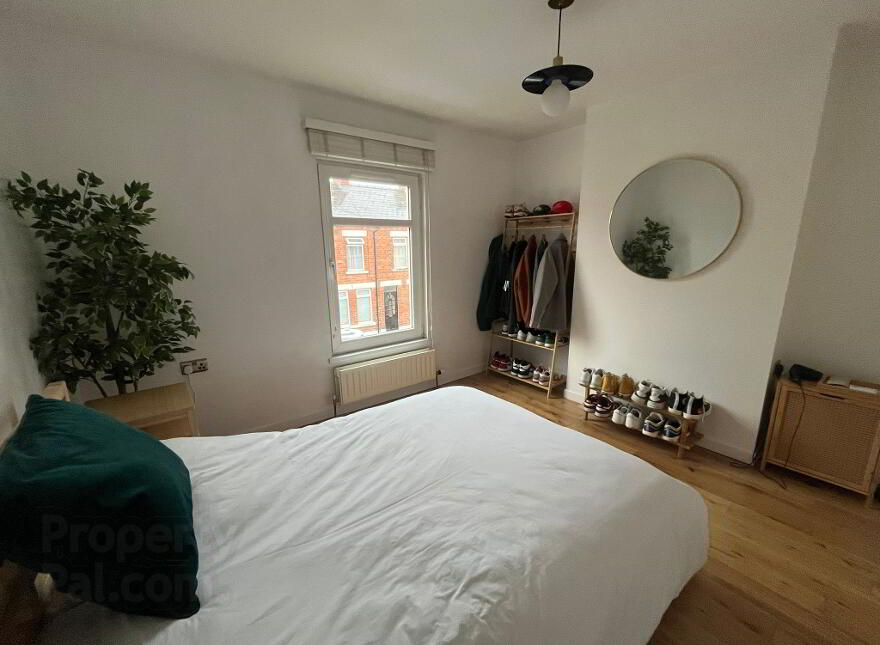 ( Double Room For Rent ), 43 Raby Street, Ormeau Road, Belfast, BT7 2GY photo