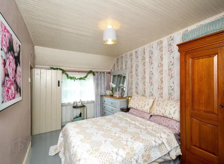 Molly's Cottage, Laght, Rathcoole, P51YD0P
