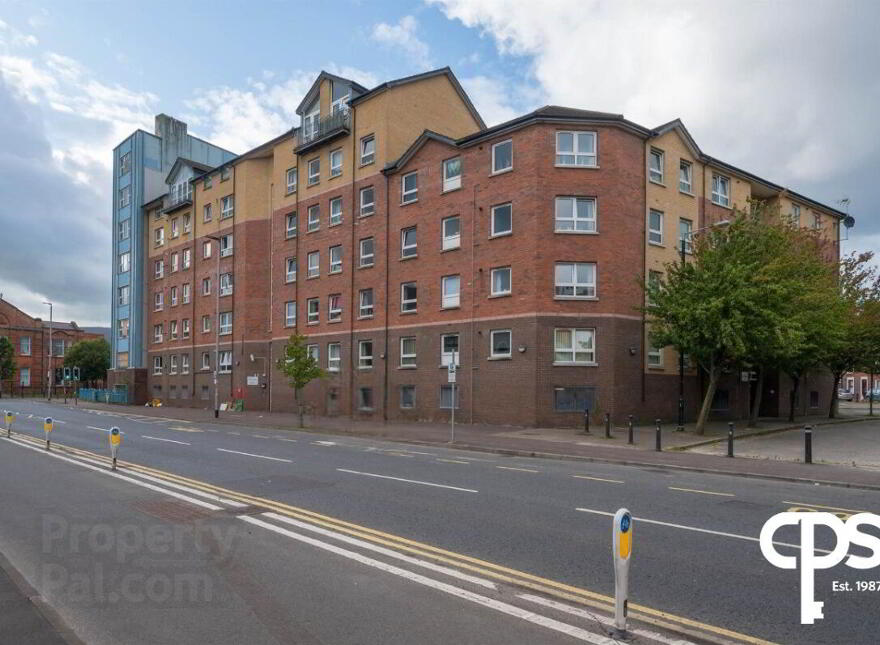 Apartment 17 College Gate ( Penthouse), Belfast, BT1 6AS photo