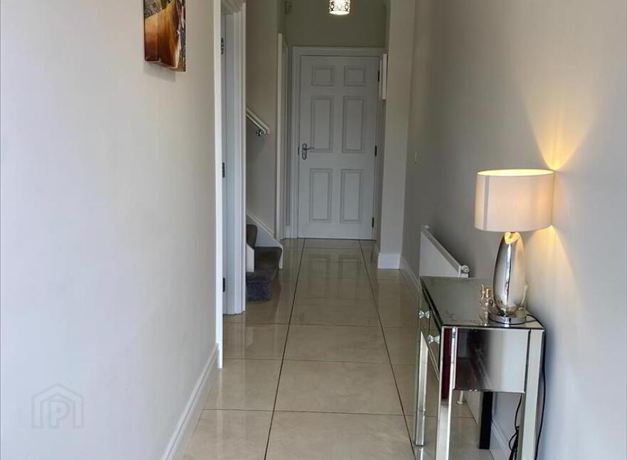 15 Meadow Crescent, Off Magheralave Road, Lisburn, BT28 3RN