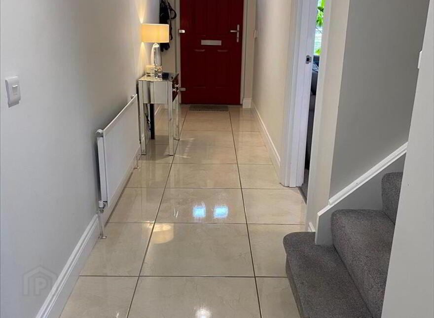 15 Meadow Crescent, Off Magheralave Road, Lisburn, BT28 3RN