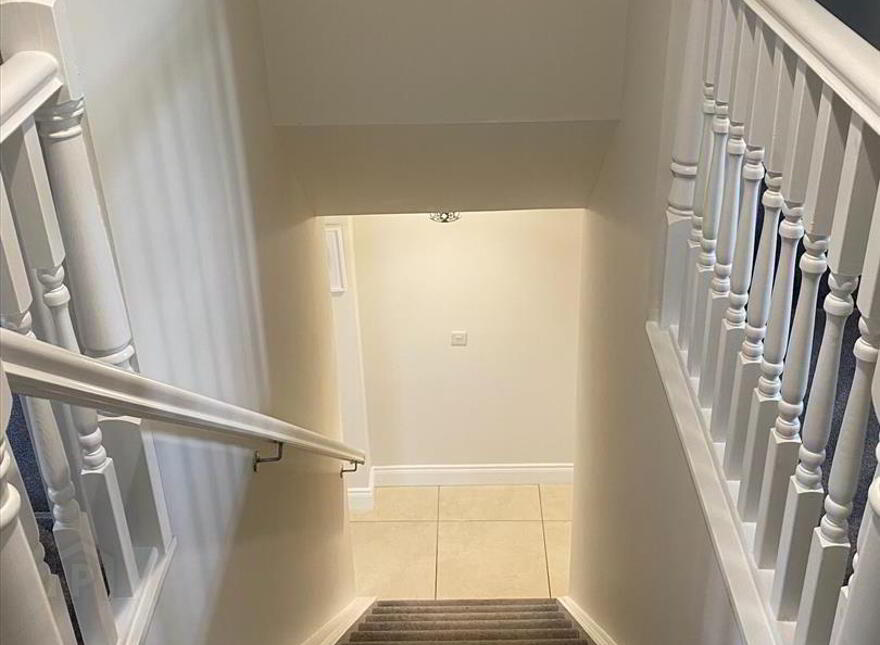 15 Meadow Crescent, Off Magheralave Road, Lisburn, BT28 3RN