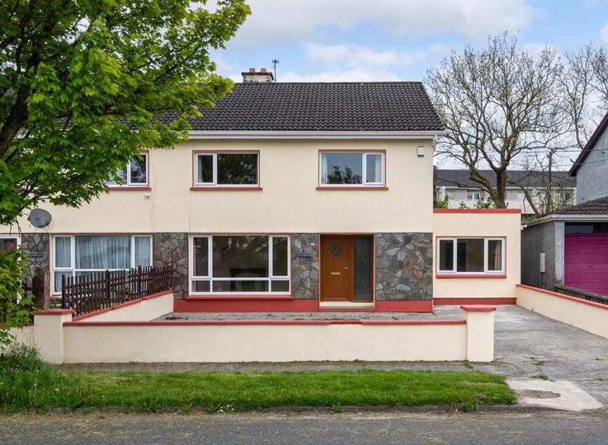 56 Willow Park Place, Athlone, N37T0X2 photo