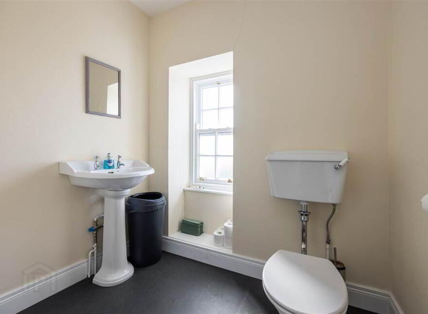 32 English Street, Downpatrick, BT30 6AB