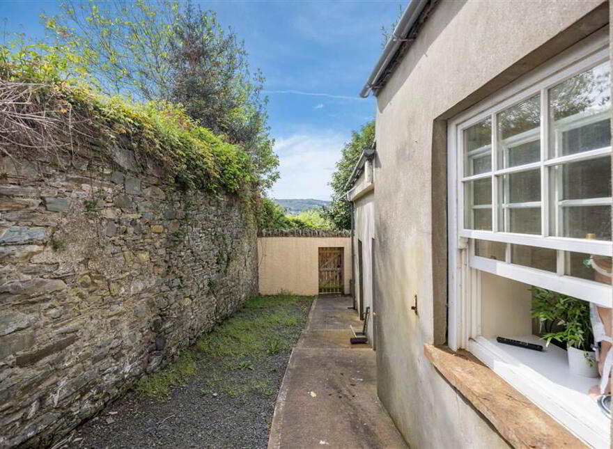 32 English Street, Downpatrick, BT30 6AB