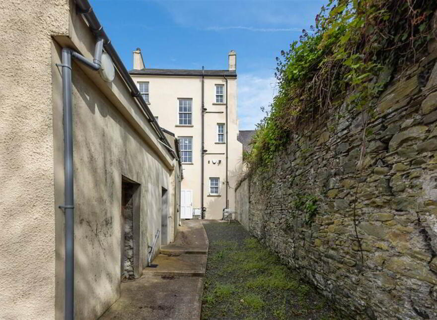32 English Street, Downpatrick, BT30 6AB