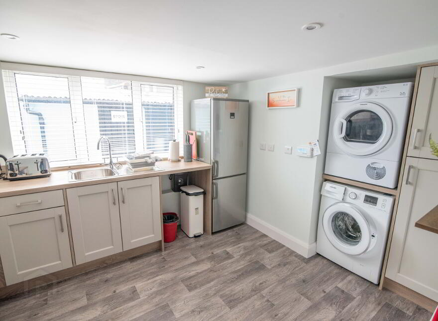 3 Craigvara, Portrush, BT56 8AJ