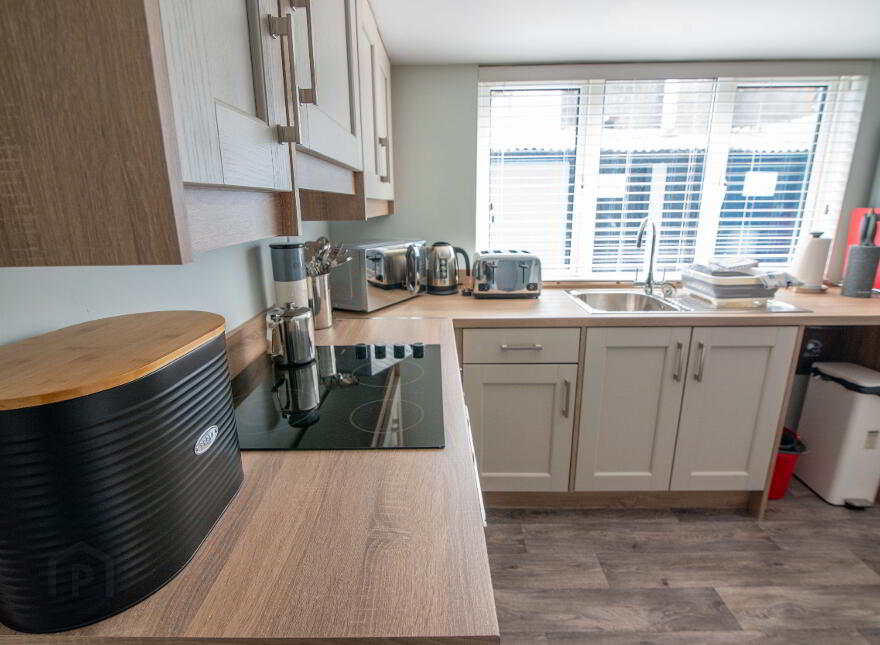 3 Craigvara, Portrush, BT56 8AJ