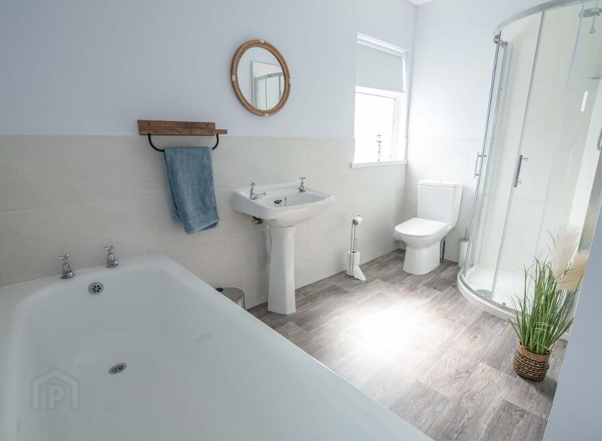 3 Craigvara, Portrush, BT56 8AJ