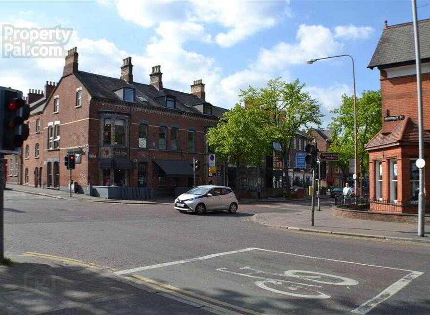 52 University Street Office 4, Belfast, BT7 1HB