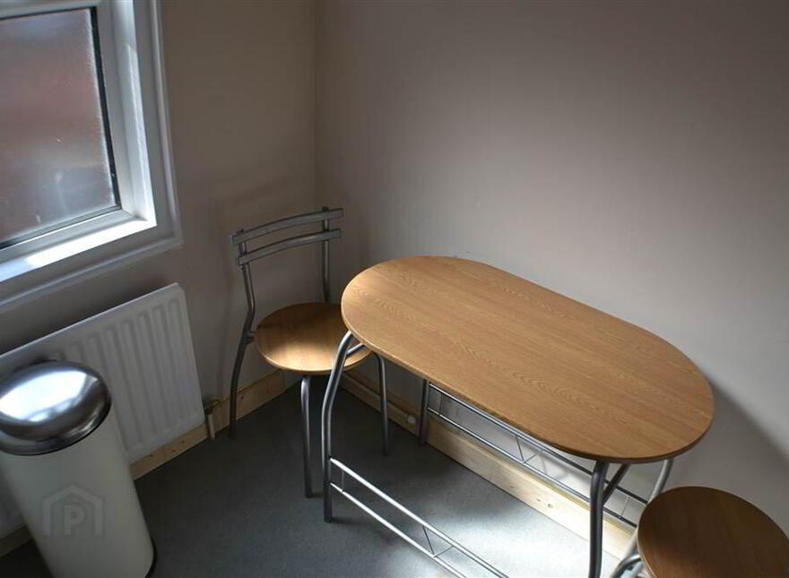 52 University Street - Office 5, Belfast, BT7 1HB