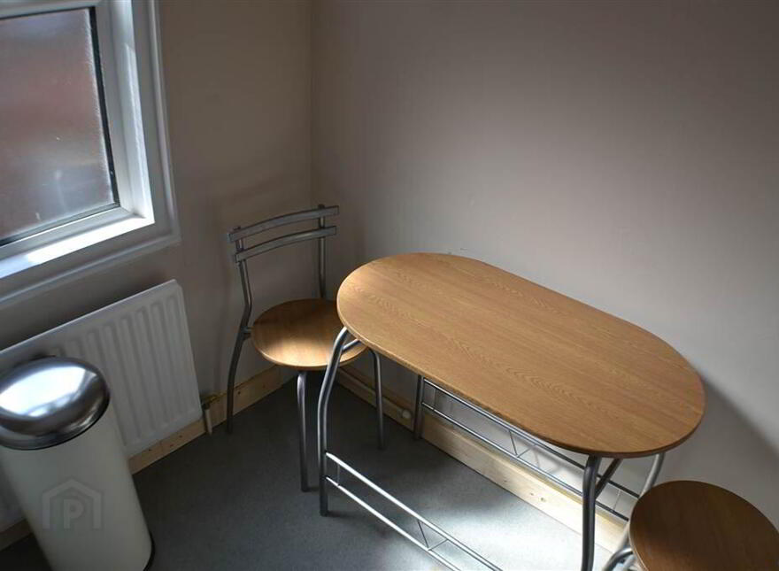 52 University Street - Office 5, Belfast, BT7 1HB