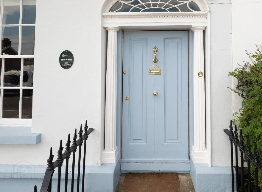42 Willoughby Place, Enniskillen, BT74 7EX