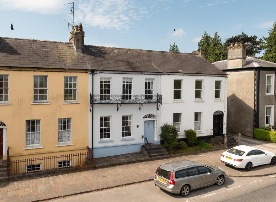 42 Willoughby Place, Enniskillen, BT74 7EX photo