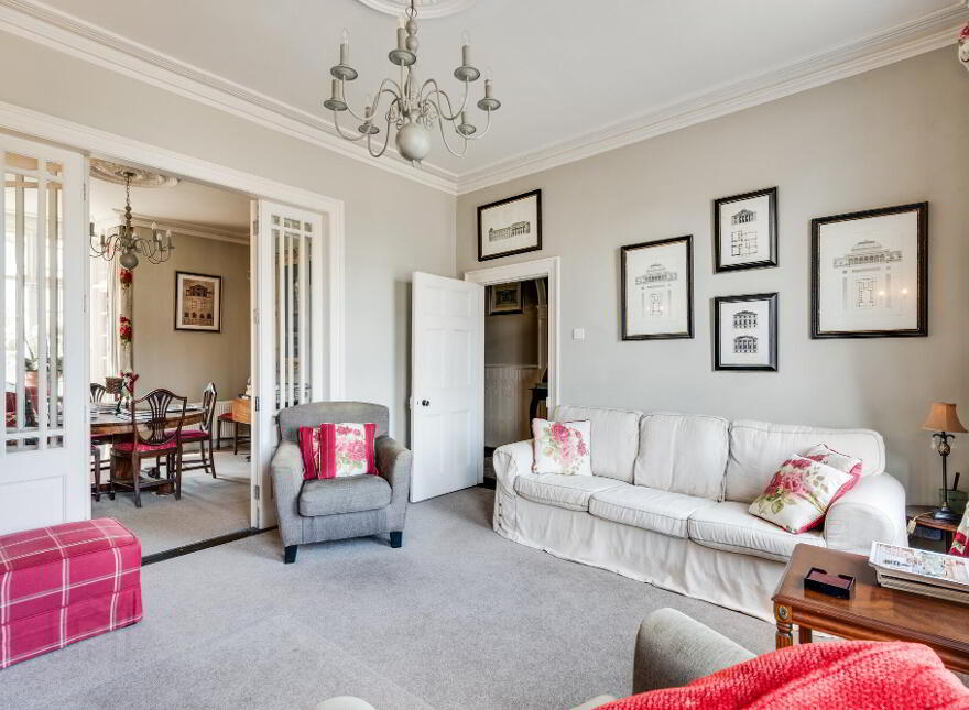42 Willoughby Place, Enniskillen, BT74 7EX