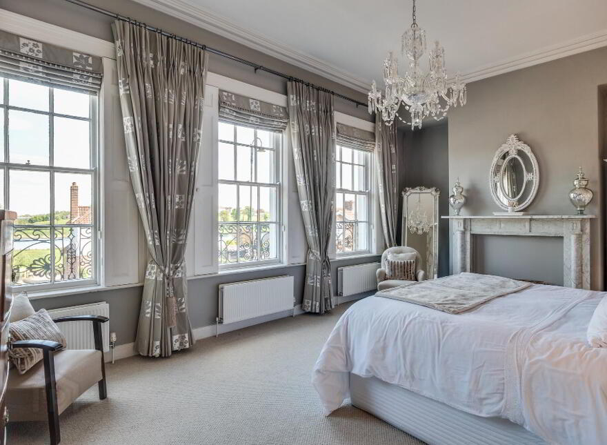 42 Willoughby Place, Enniskillen, BT74 7EX