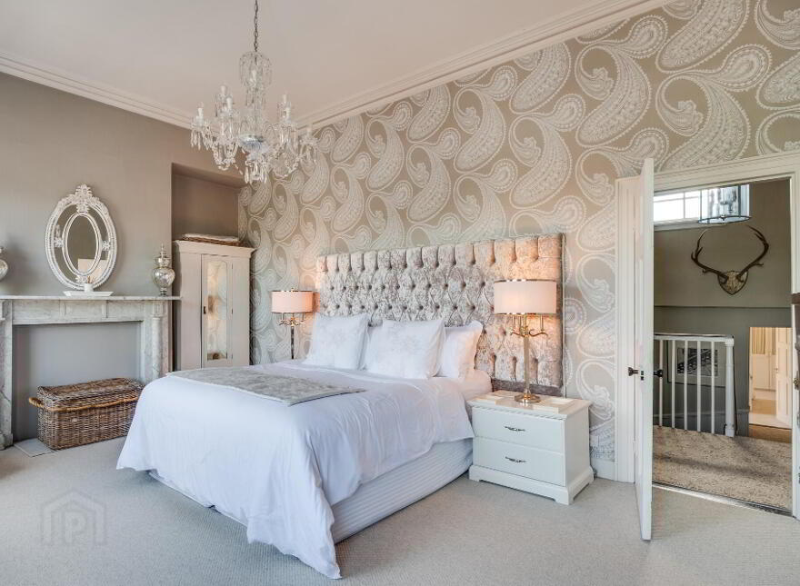 42 Willoughby Place, Enniskillen, BT74 7EX