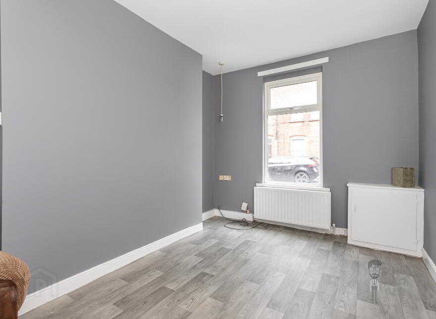 13 Ulsterdale Street, Belfast, BT5 5BT