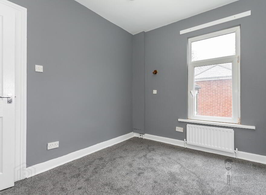 13 Ulsterdale Street, Belfast, BT5 5BT