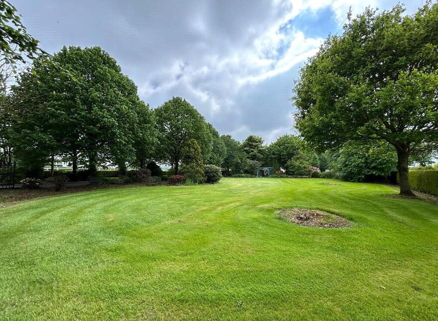 Meadowvale Equestrian Country Estate, 22 Luney Road, Magherafelt, BT45 5JW