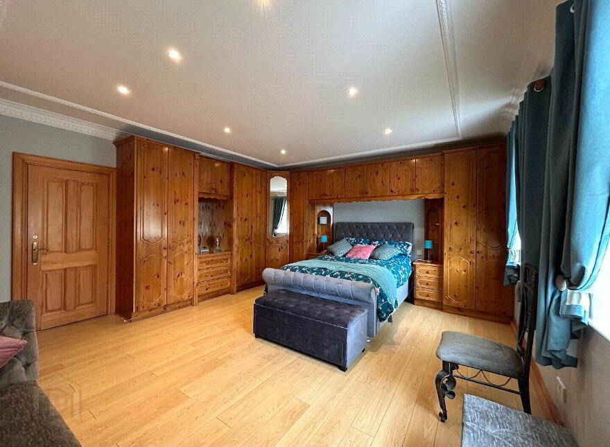Meadowvale Equestrian Country Estate, 22 Luney Road, Magherafelt, BT45 5JW
