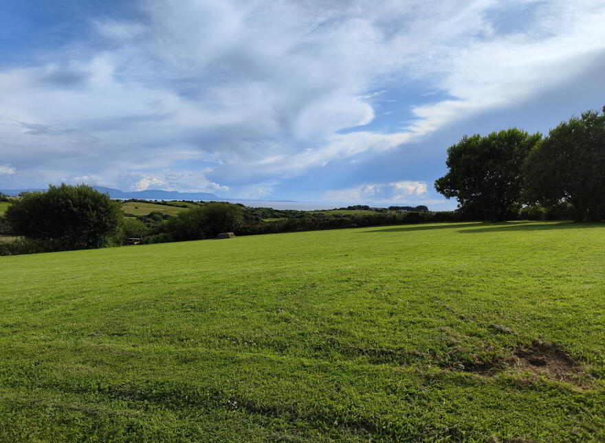 Tullyvoose;, Mountcharles, F94P9R9