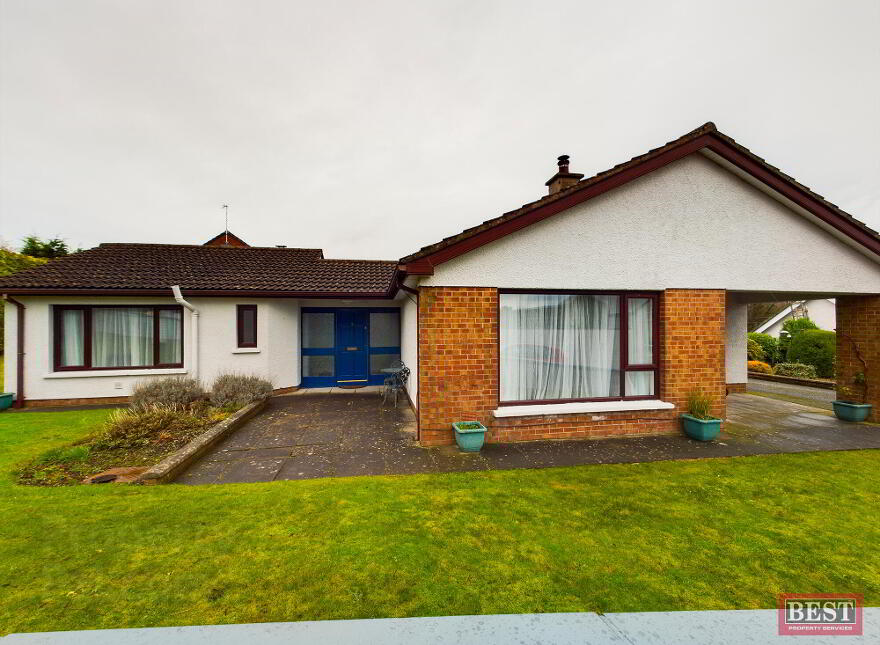 3 Dromore Heights, Warrenpoint, Newry, BT34 3FD photo